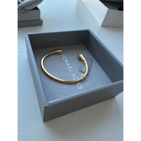 Michael Kors NWT Precious Metal-Plated Sterling Silver Studd Cuff Gold Bracelet - Picture 6 of 9